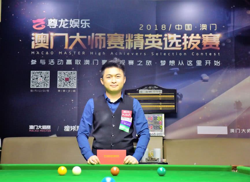 跑动拉开空 跑动拉开空