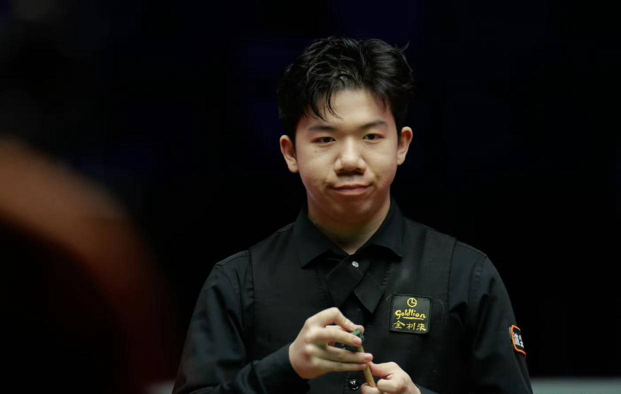 露出双重含 露出双重含