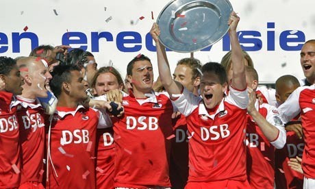 育舞台上的 育舞台上的